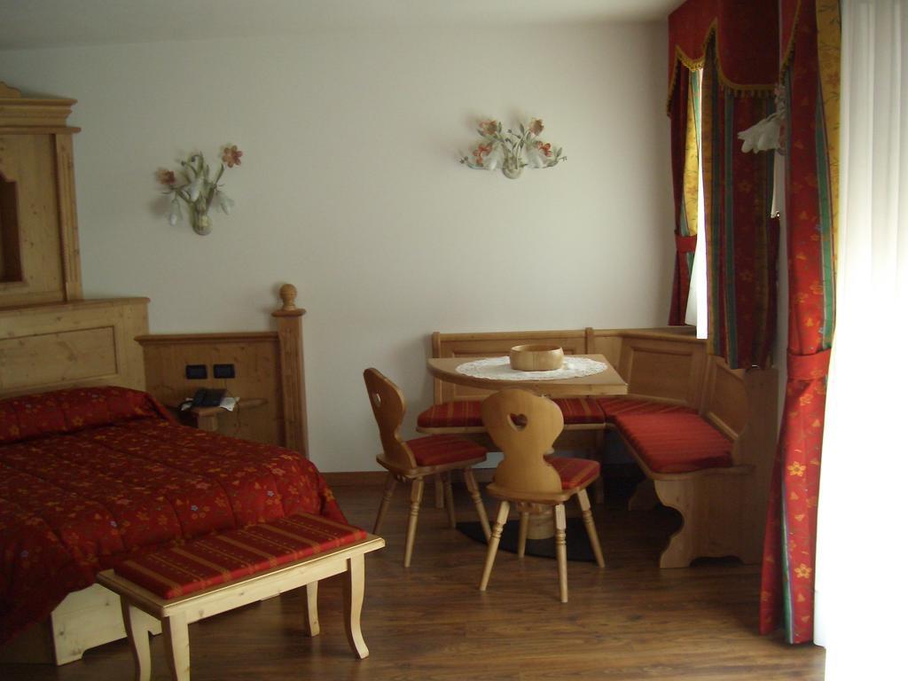 Albergo Miramonti Dependance Asiago Habitación foto