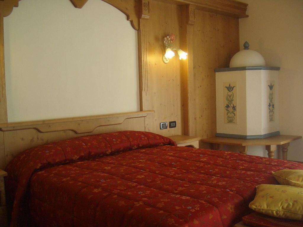 Albergo Miramonti Dependance Asiago Habitación foto