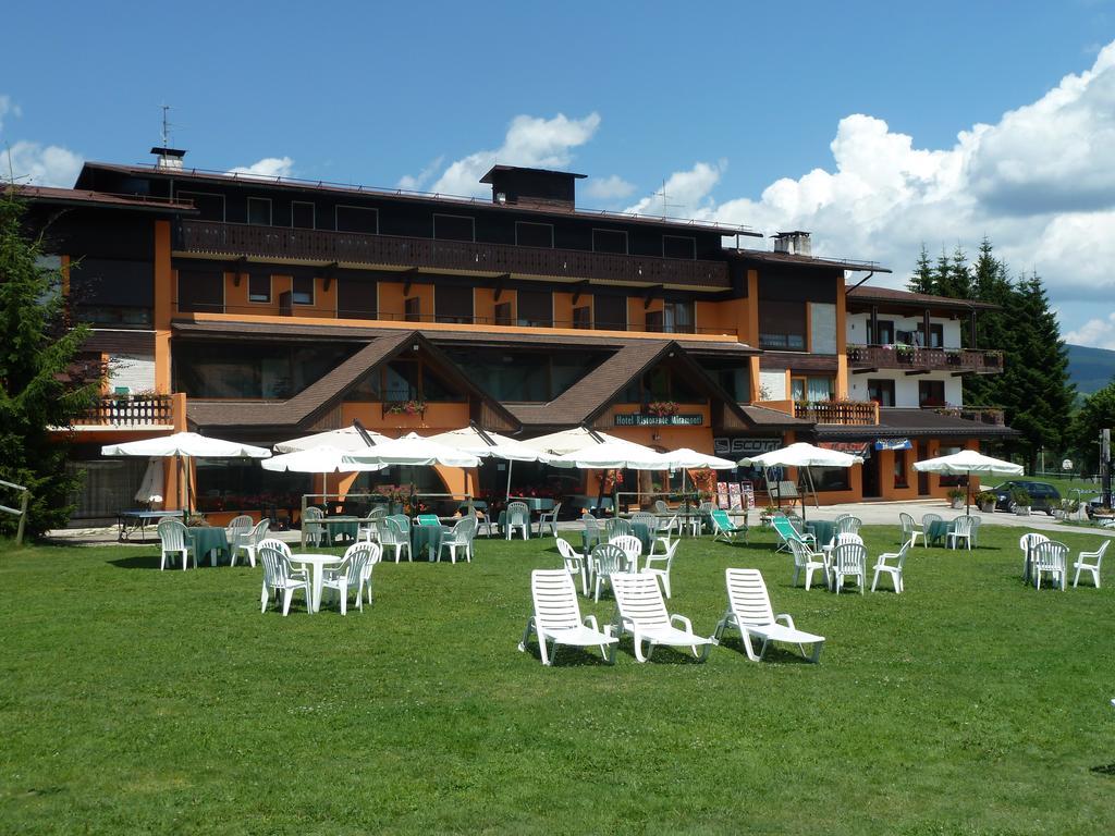 Albergo Miramonti Dependance Asiago Exterior foto